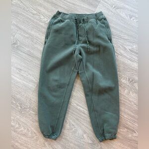 Lululemon relaxed fit jogger